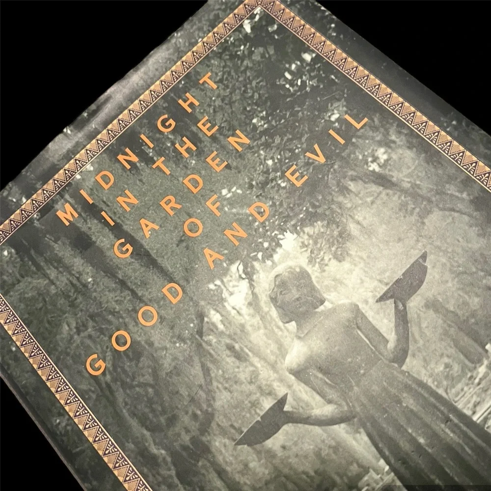 Signed Midnight in the Garden of Good and Evil ~ Vintage Hardback Nonfiction - Picture 13 of 16